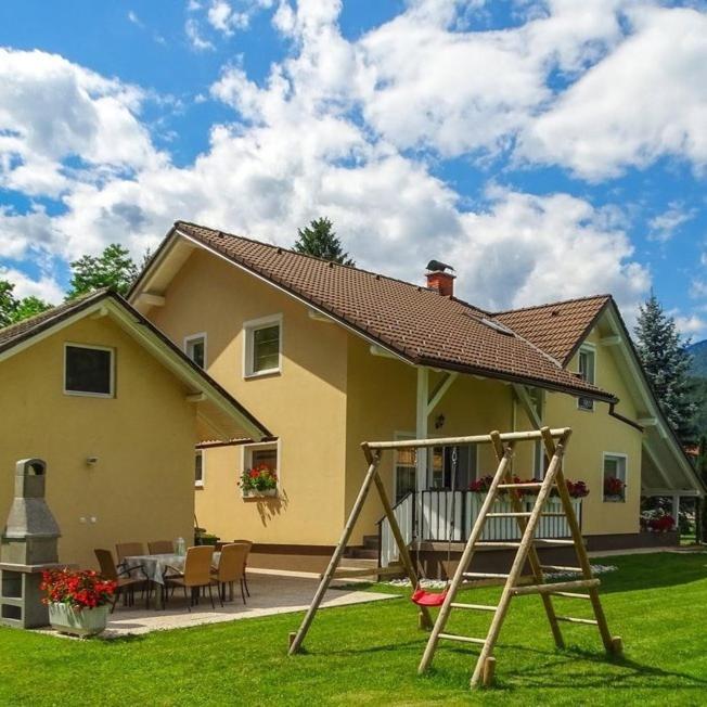 Apartmaji Cujez Recica ob Savinji Zewnętrze zdjęcie